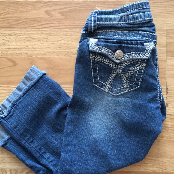 Capris - Picture 4 of 4